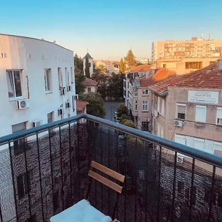 Flat In The Heart Of Burgas